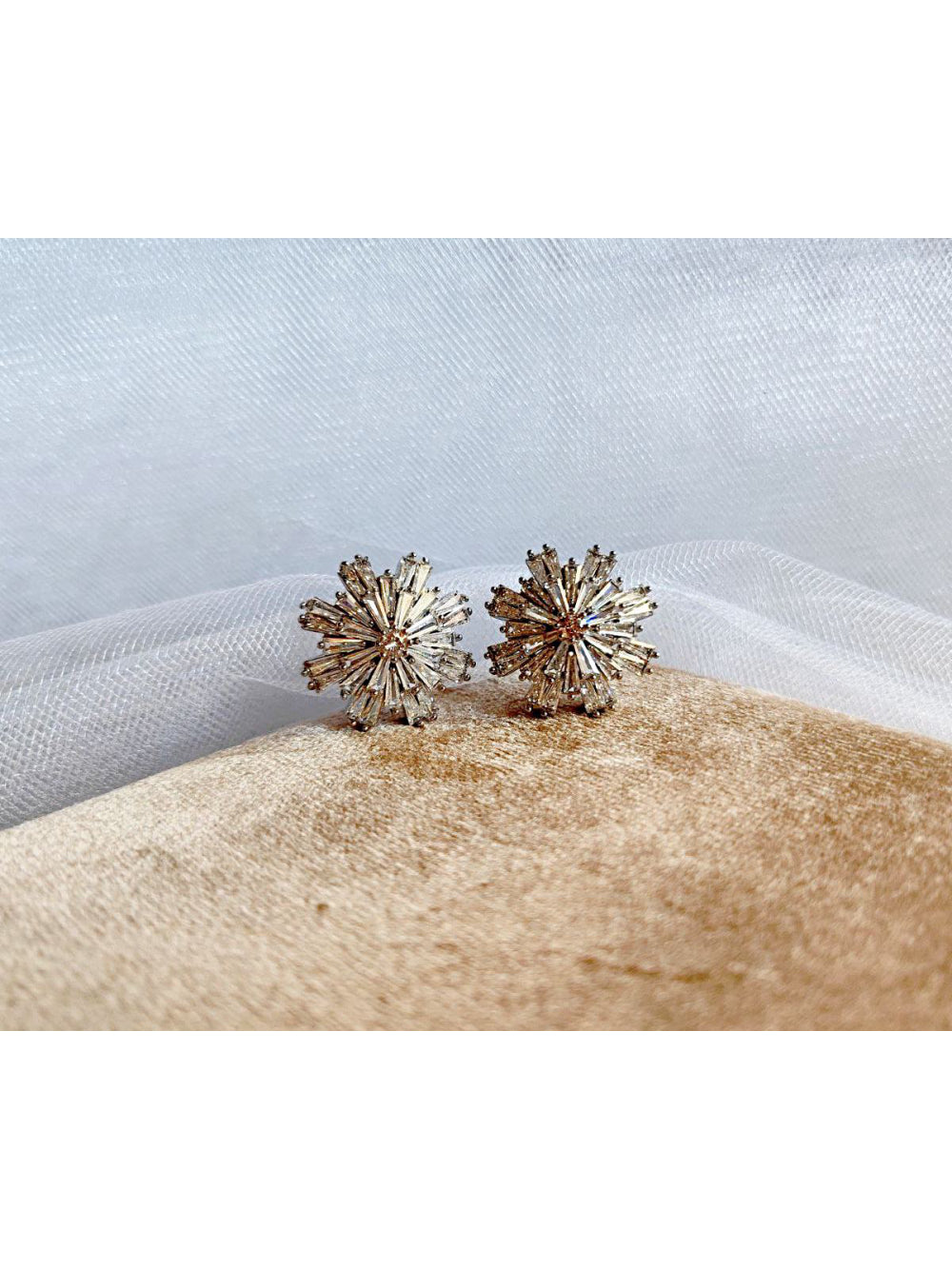 Brinco Mandala de Zircônias Brilho Noiva Festa Casamento