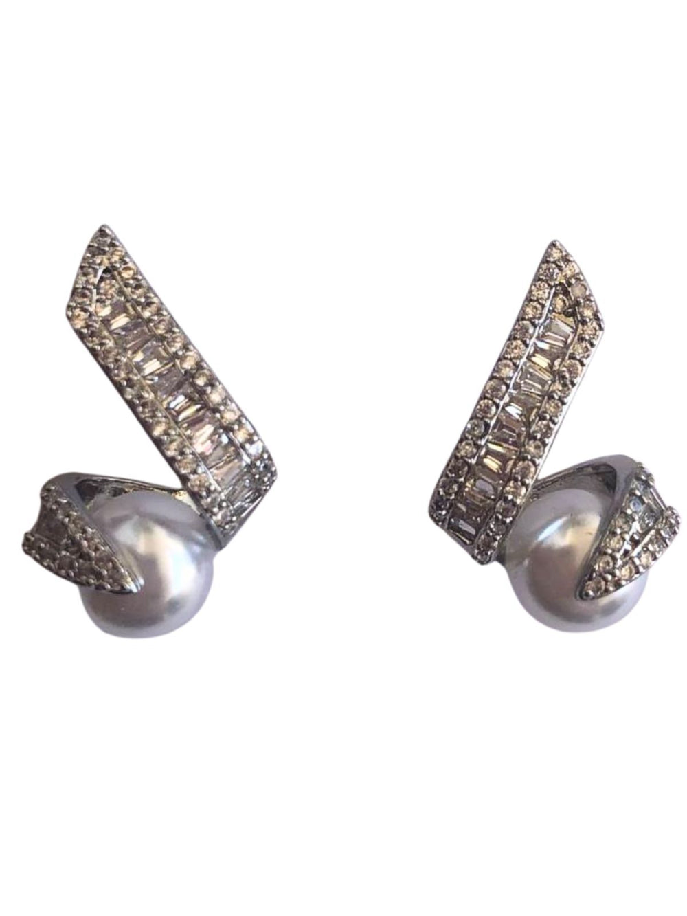 Brinco Curvado Zircônias Pérola Festa Noiva Casamento