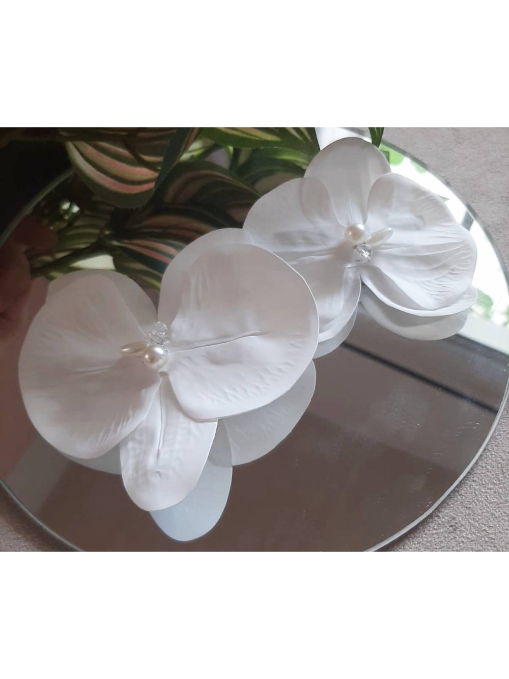 Orquídeas Brancas Luxo Arranjo Grinalda Flor de Cabelo Noiva Kit 2