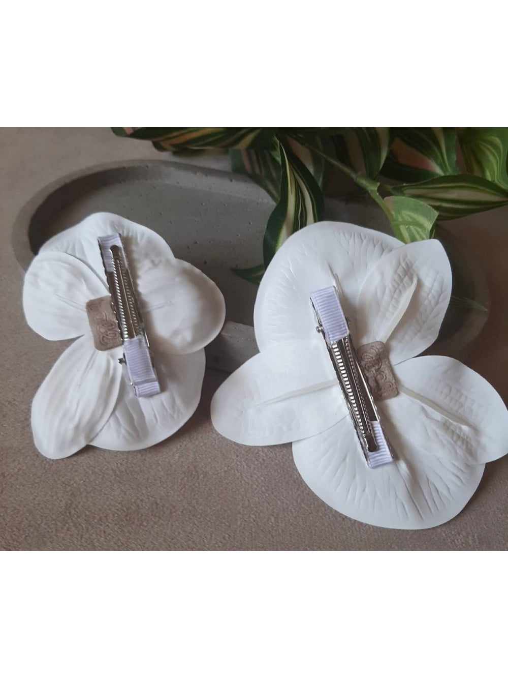 Orquídeas Brancas Luxo Arranjo Grinalda Flor de Cabelo Noiva Kit 2