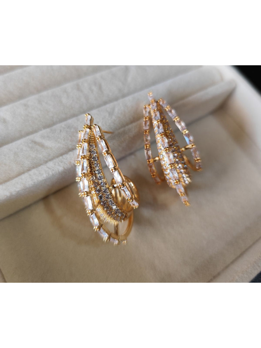 Brinco Argola Tripla Zircônia e Strass Brilho Luxo Festa