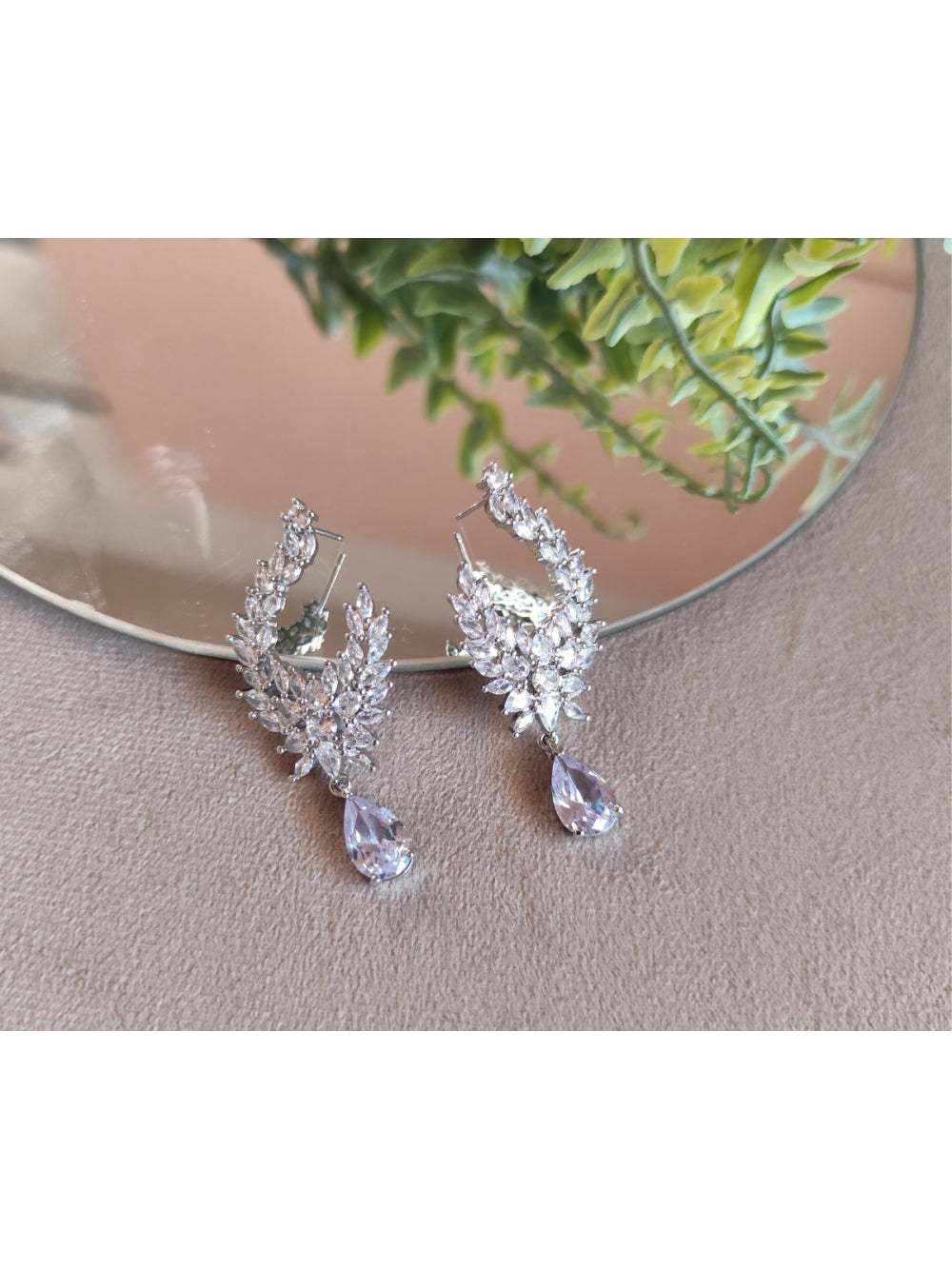 Brinco Gota Luxo com Zircônias Lapidadas Noiva e Festa