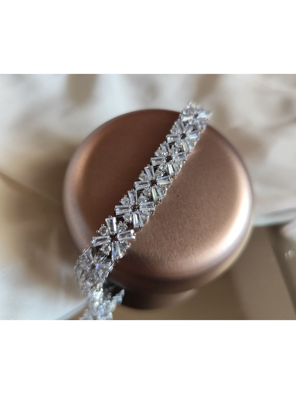 Pulseira Luxo Festa com Zircônias Trapézio Flor Brilho