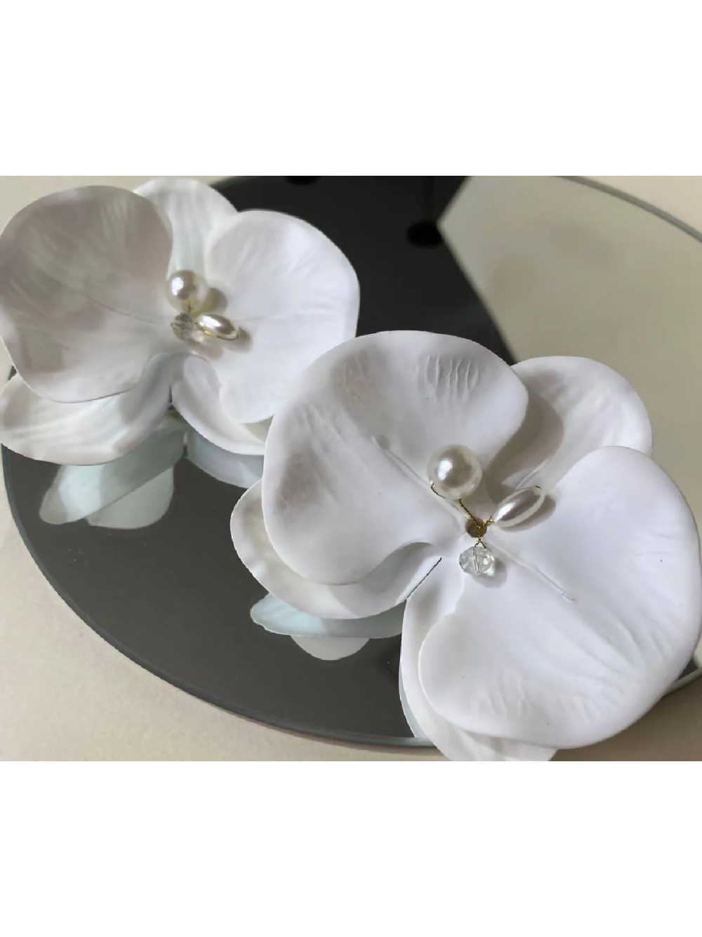 Arranjo Grinalda Orquídeas Off White Luxo