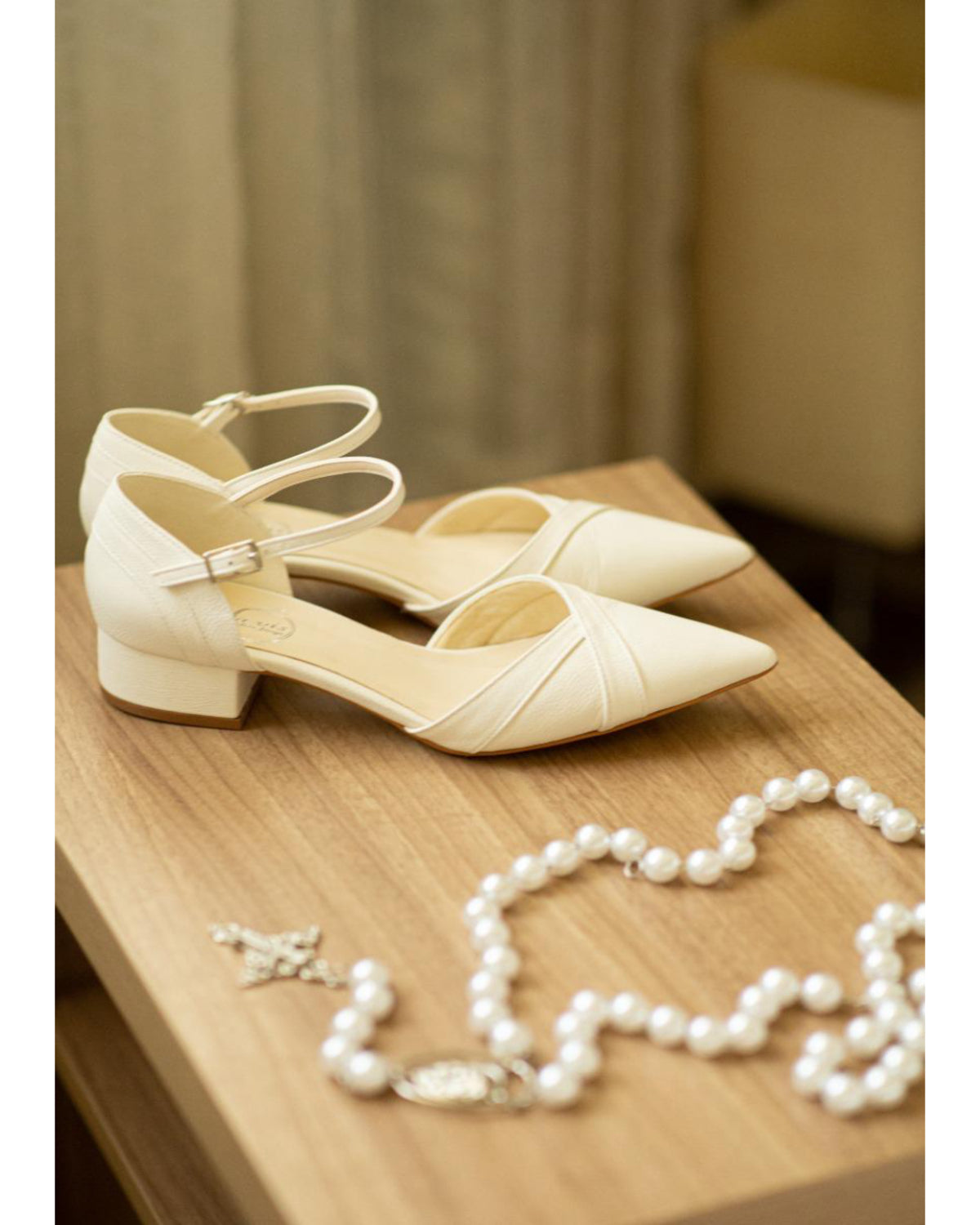 Sapato de Noiva e Festa Scarpin Cannes  Vis a Vis