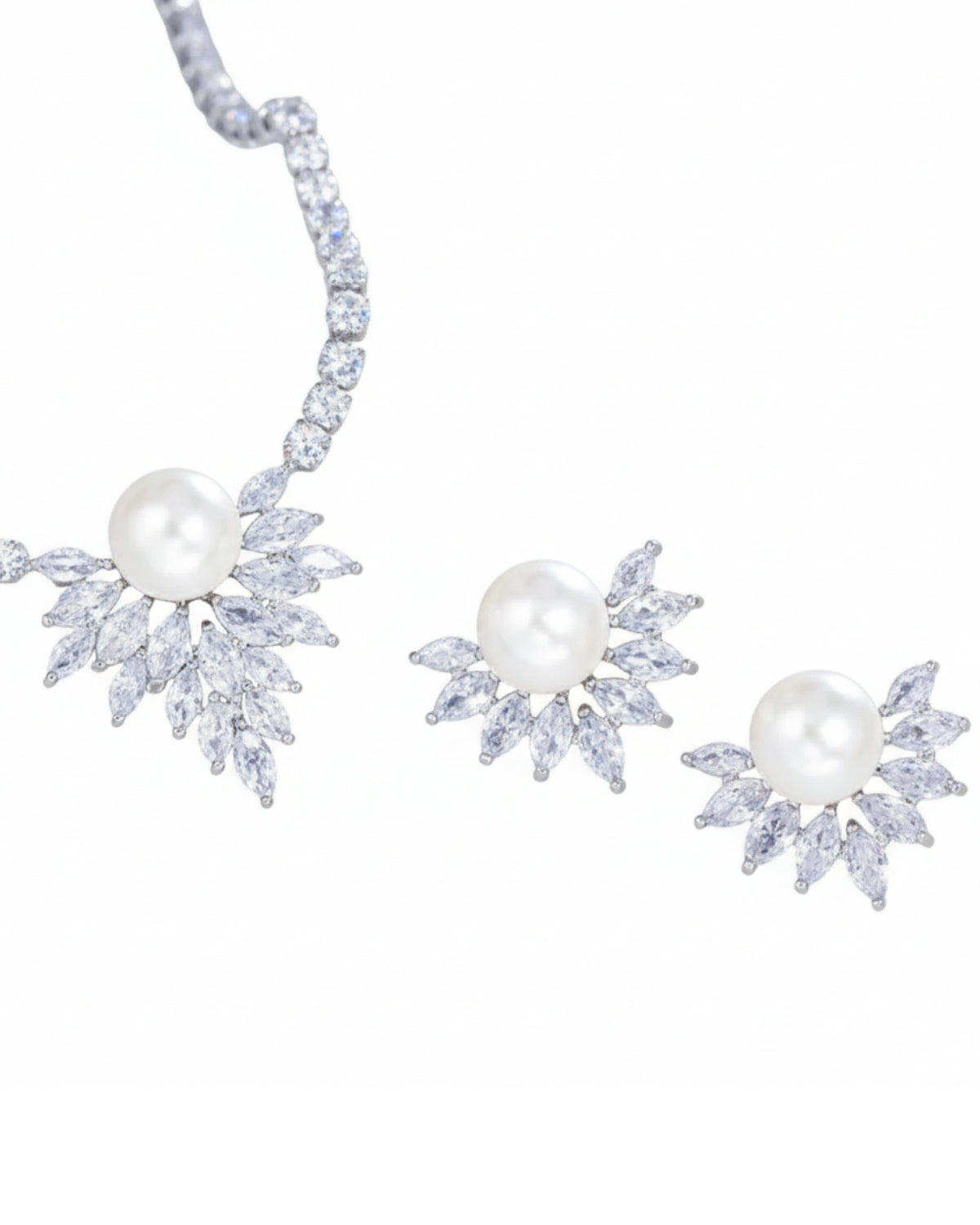 Conjunto de Pérolas e Zircônias Solaris Narcisa Acessórios