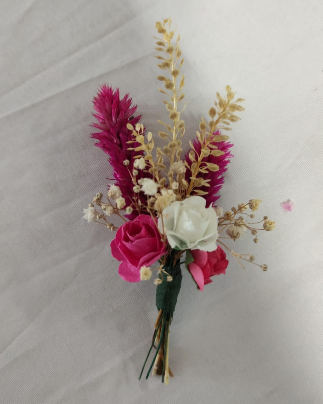 Kit Buquê Fúscia e Lapela Noivinha Flor