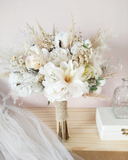 Kit Buquê Boho Branco e Lapela Noivinha Flor