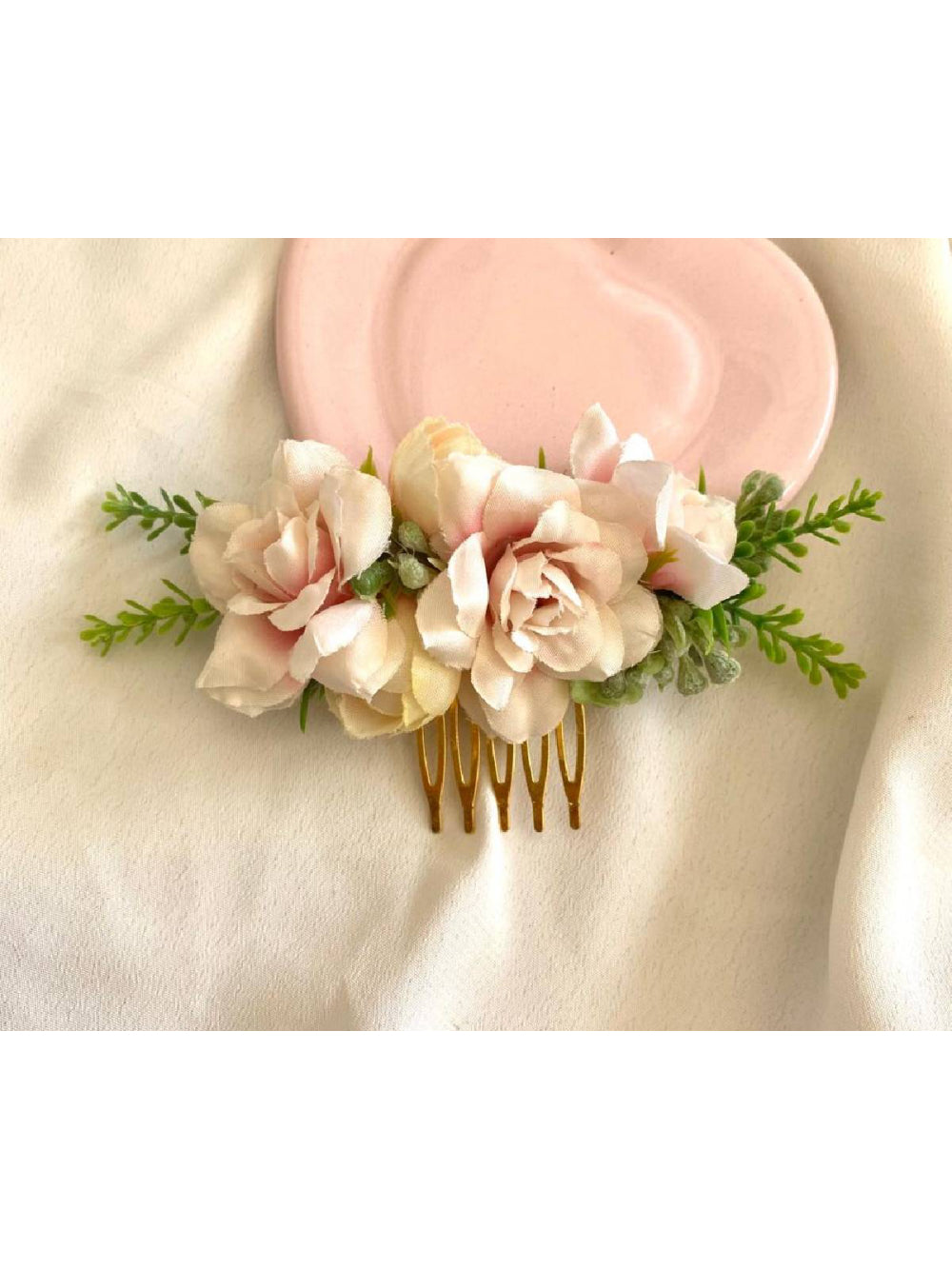 Arranjo de Cabelo Grinalda Flores Tons de Rosas Daminha