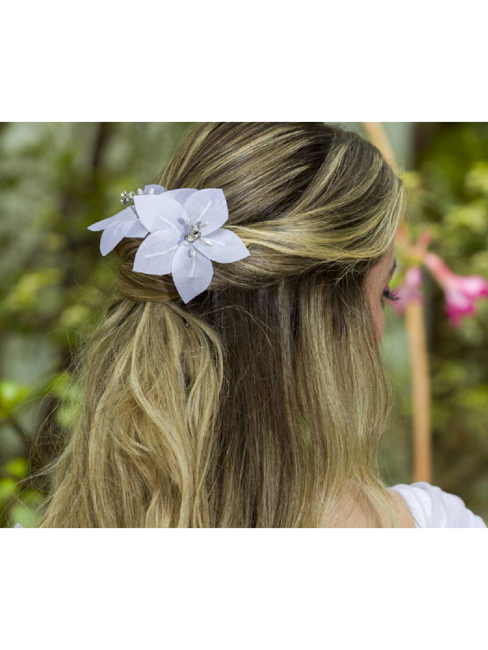 Arranjo de Cabelo Flor 2 Lírios Médios Branco para Noivas
