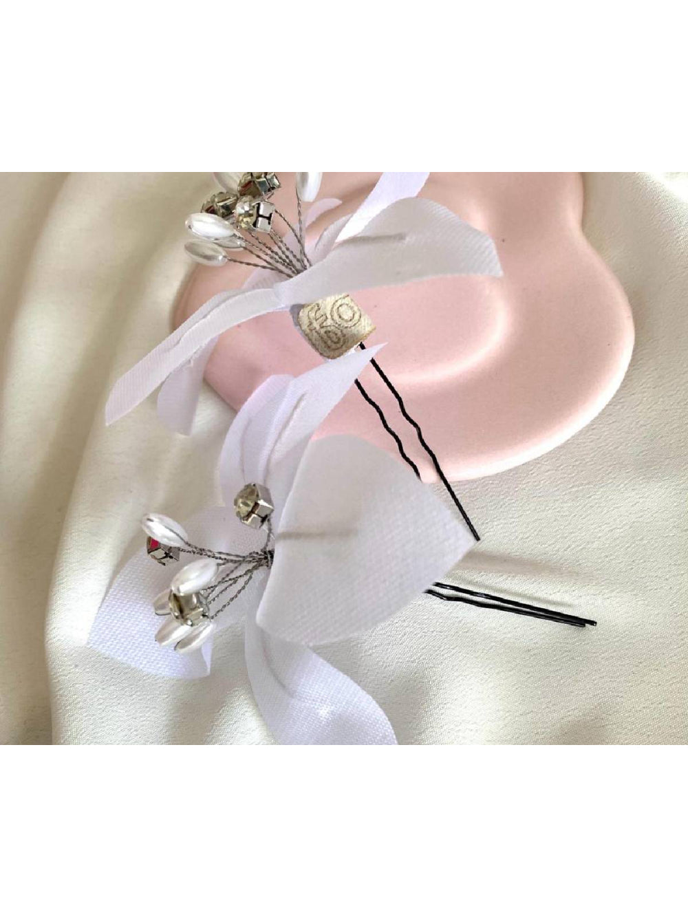 Arranjo de Cabelo Flor 2 Lírios Médios Branco para Noivas