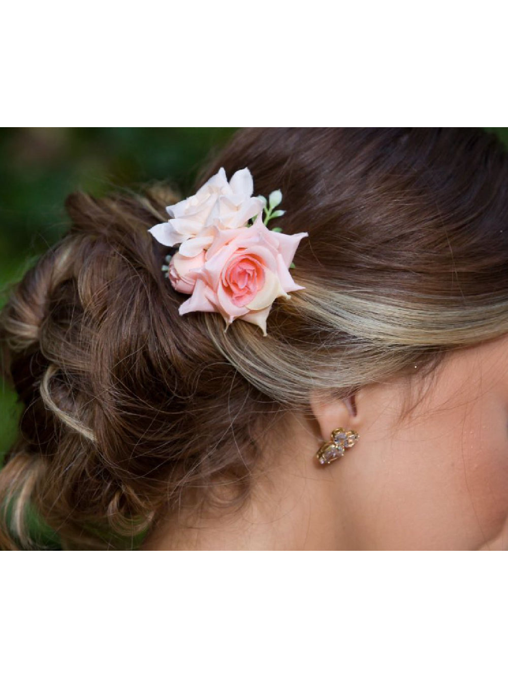 Arranjo Flor de Cabelo Rosas Noivas Dama de Honra