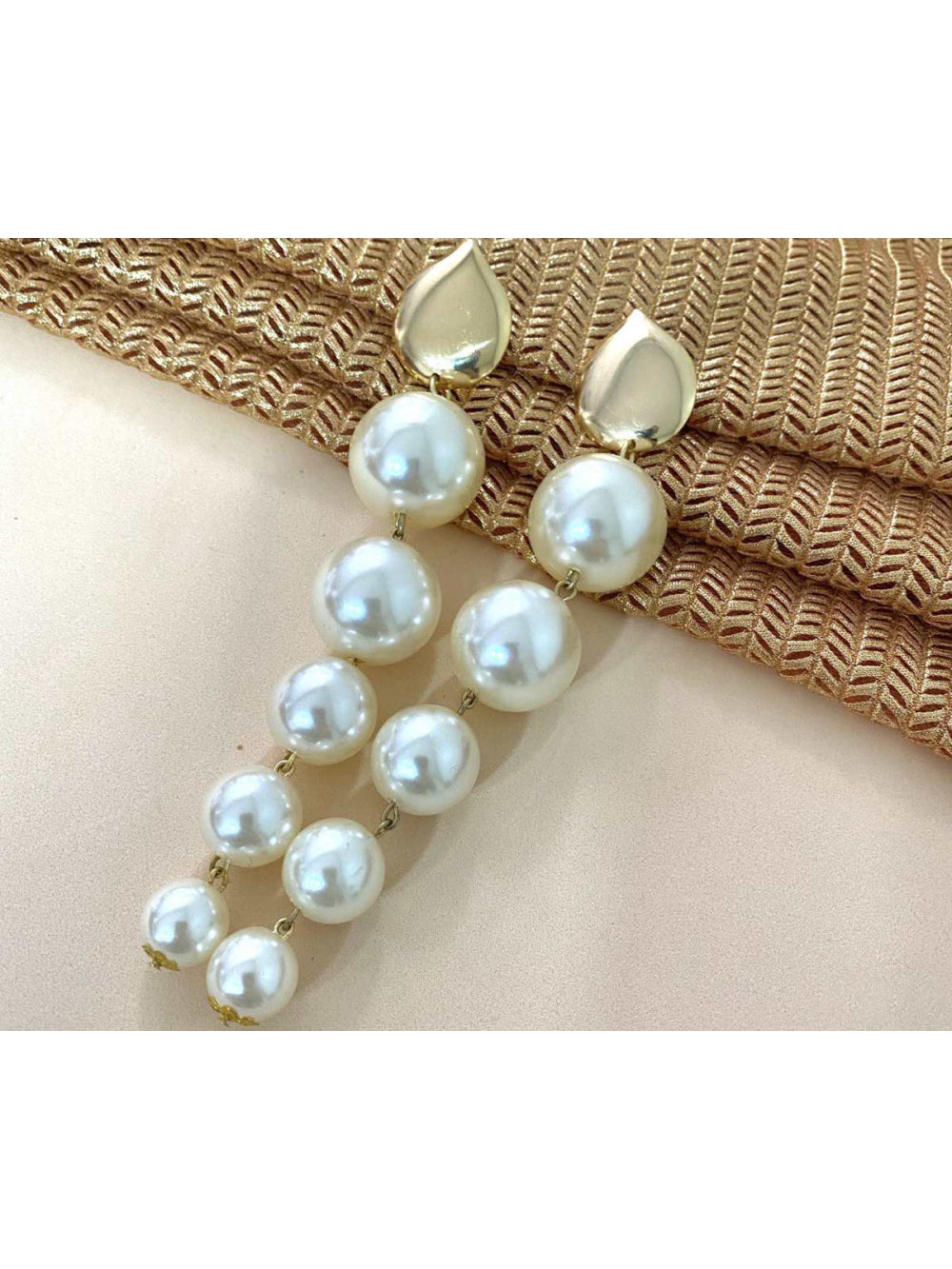 Brincos Longo Pérolas Cascata Elegante Dourado