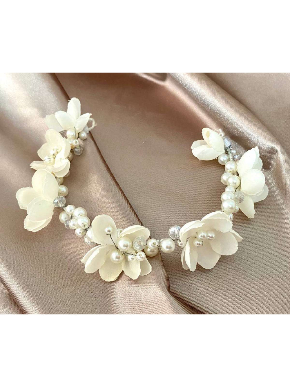 Grinalda Coroa Flores de Organza e Pérolas Noiva Daminha