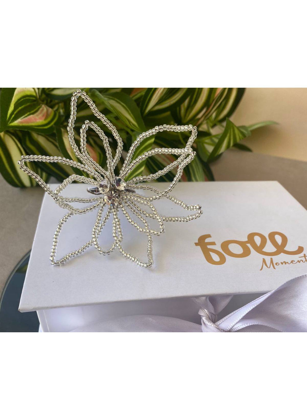 Enfeite de Cabelo Pente 1 Flor Miçangas Brilho Noivas Chic