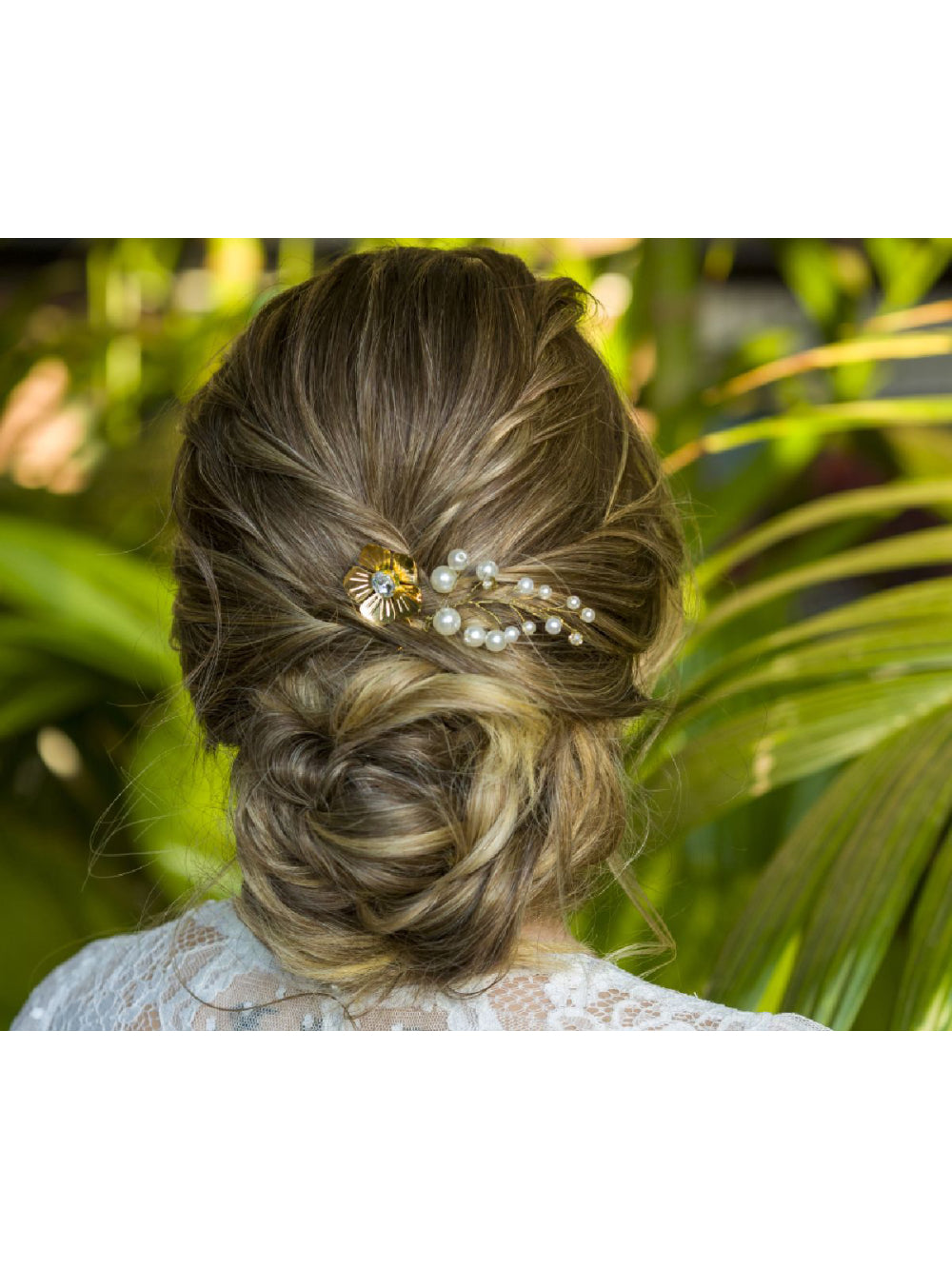 Grampo Flor e Pérolas Dourado Penteado Noivas Madrinhas