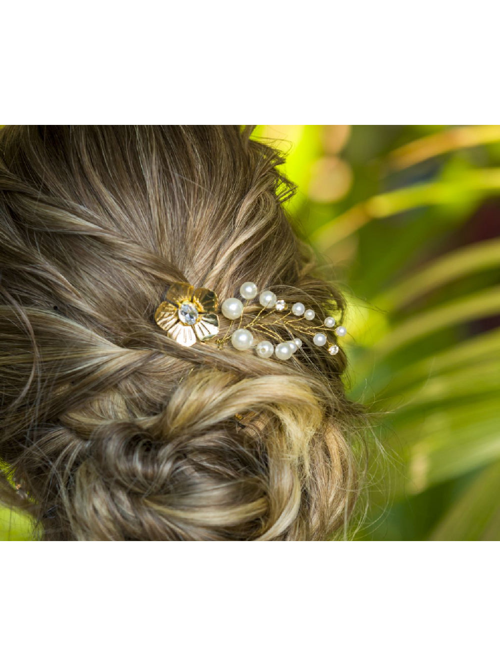 Grampo Flor e Pérolas Dourado Penteado Noivas Madrinhas