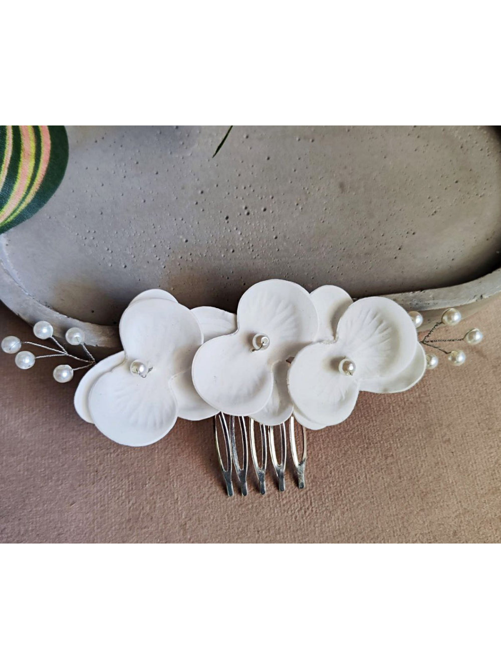Arranjo Penteado Orquídeas Pequenas Pérolas Noivas Daminhas