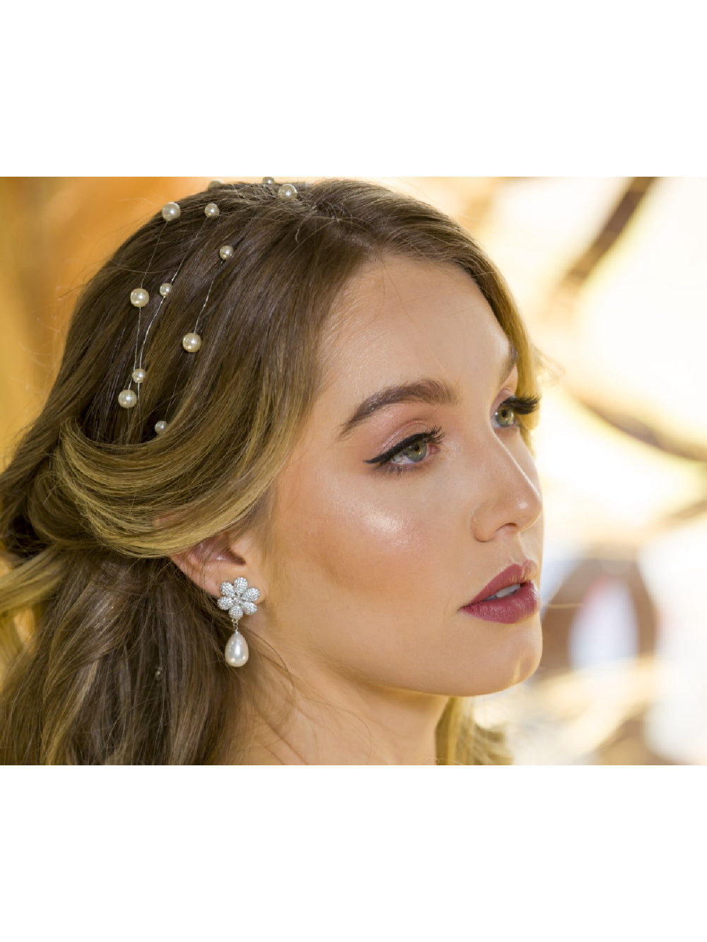 Arranjo de Cabelo para Noivas Fio Longo de Pérolas Grinalda Penteado