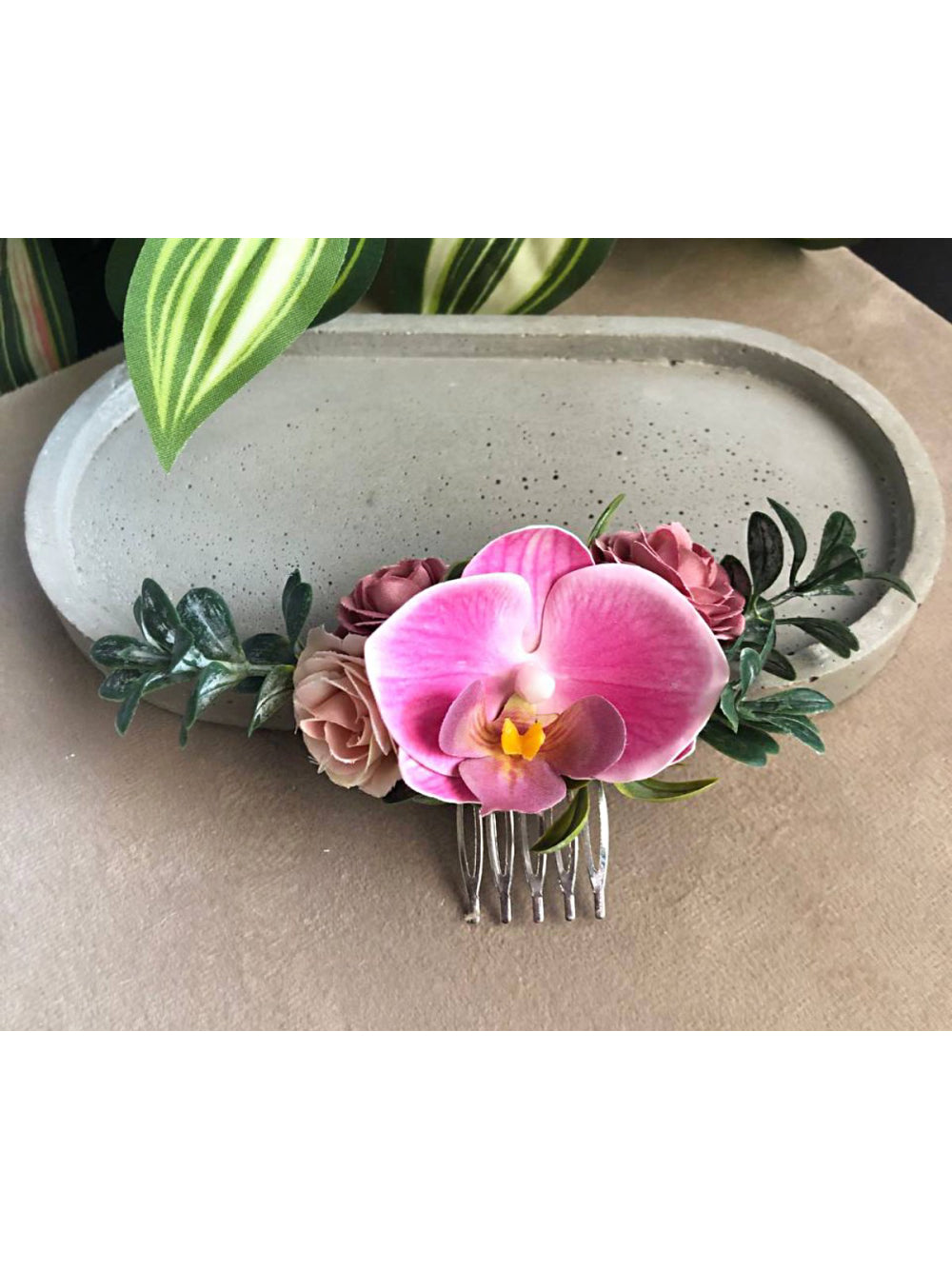 Arranjo Orquídea e Rosas Penteado Noivas Daminhas