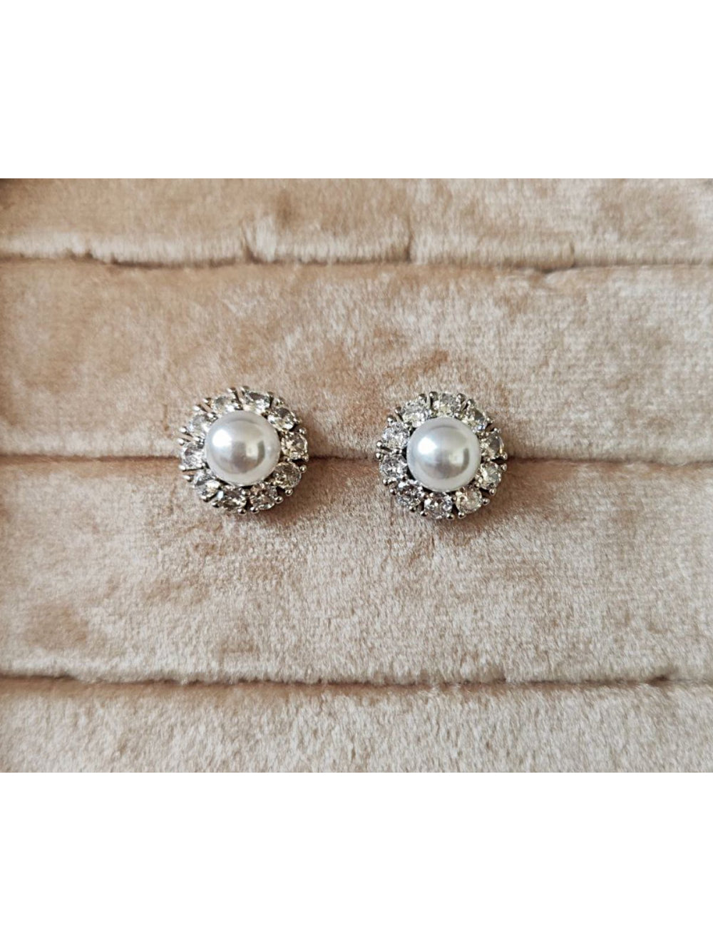 Brinco Redondo Strass e Pérola Festa Brilho Noiva Casamento