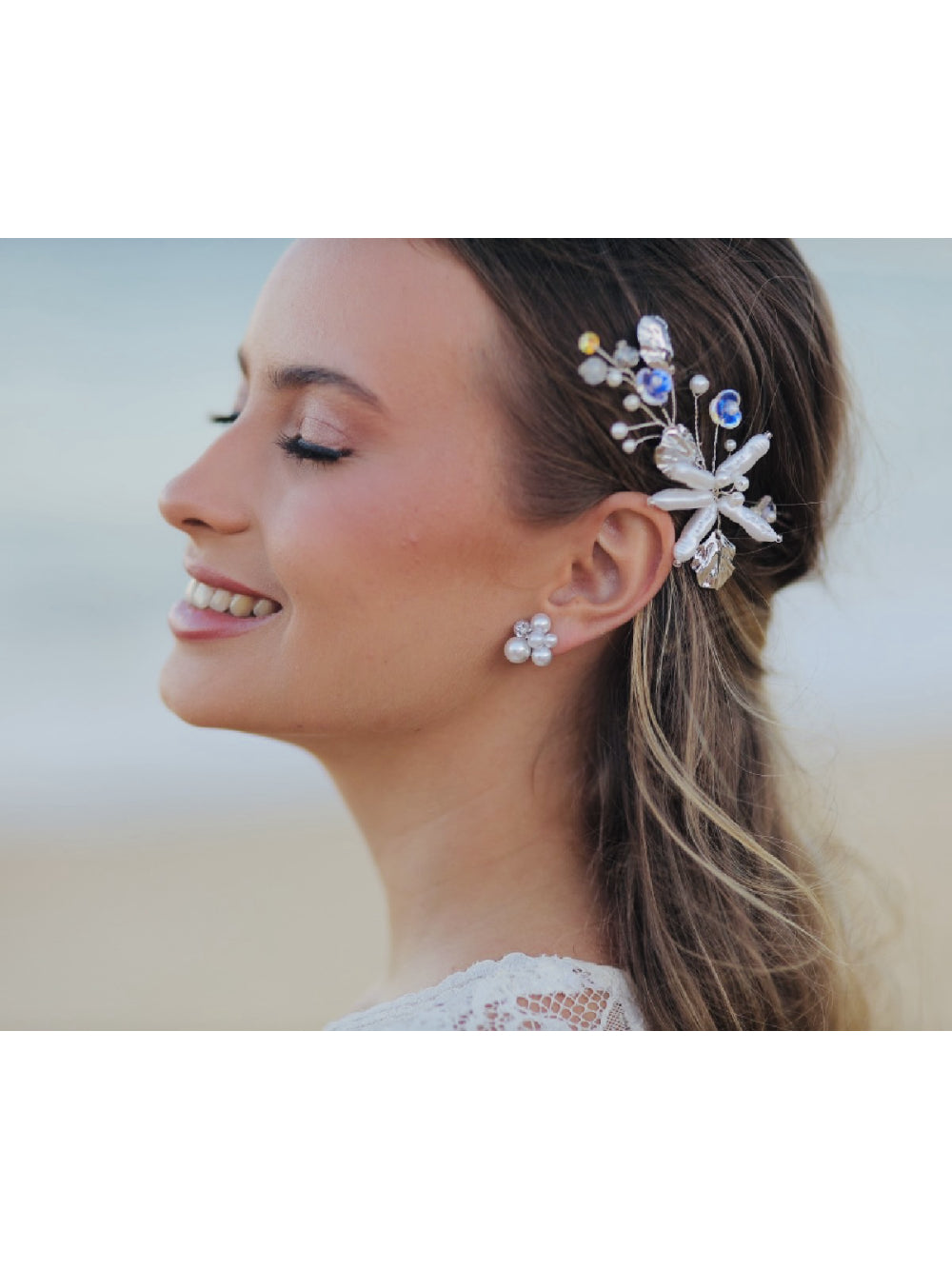 Arranjo Pérolas Cristais e Folhas Fio Prata Noiva Penteado
