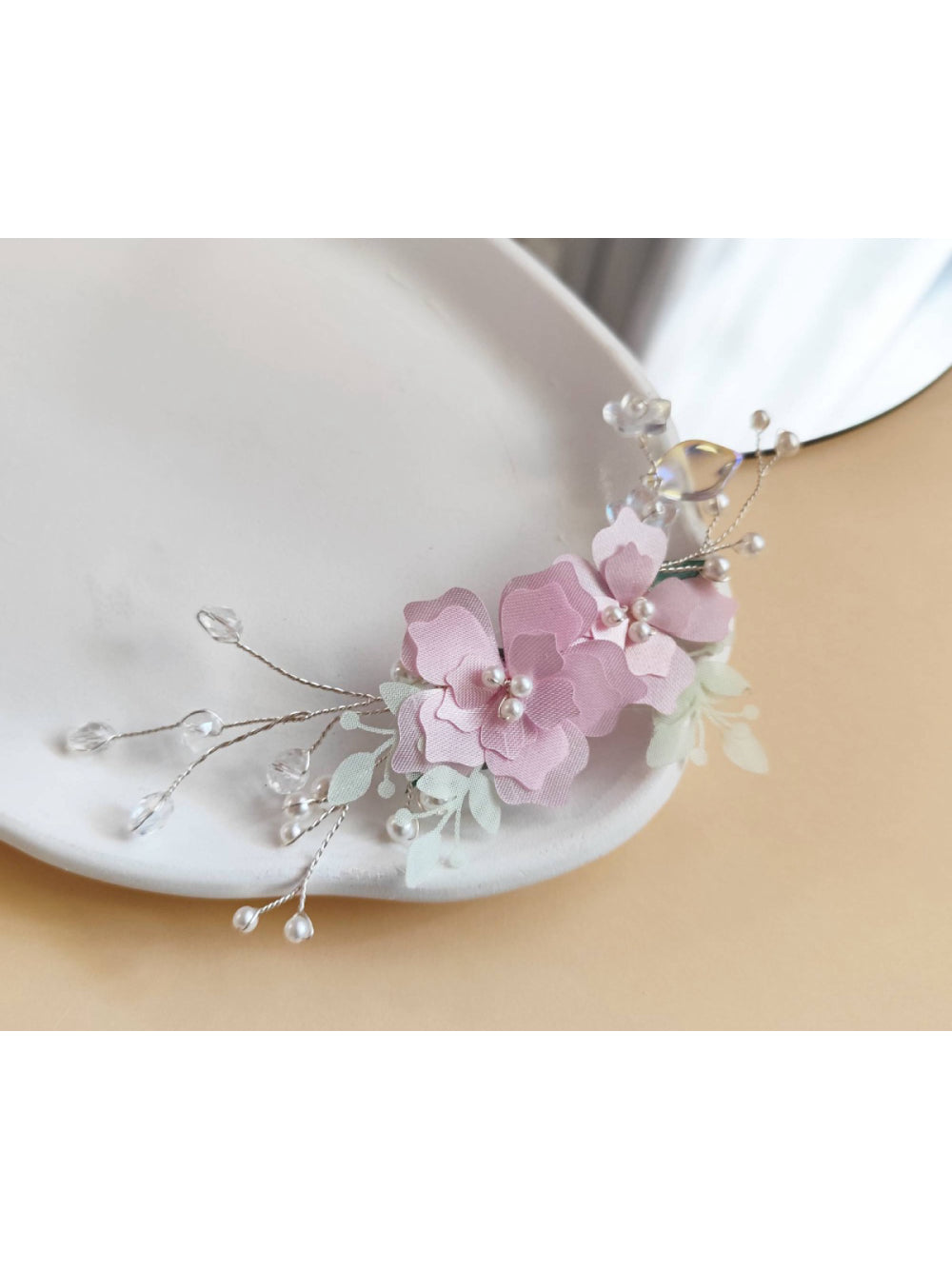 Arranjo de Cabelo Flor Rosa com Cristais e Pérolas Delicado Daminha Casamento