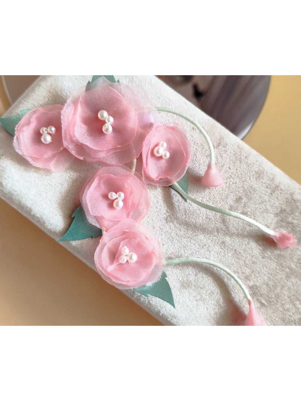 Enfeite Cacho de Flores de Organza Penteado Infantil Daminha