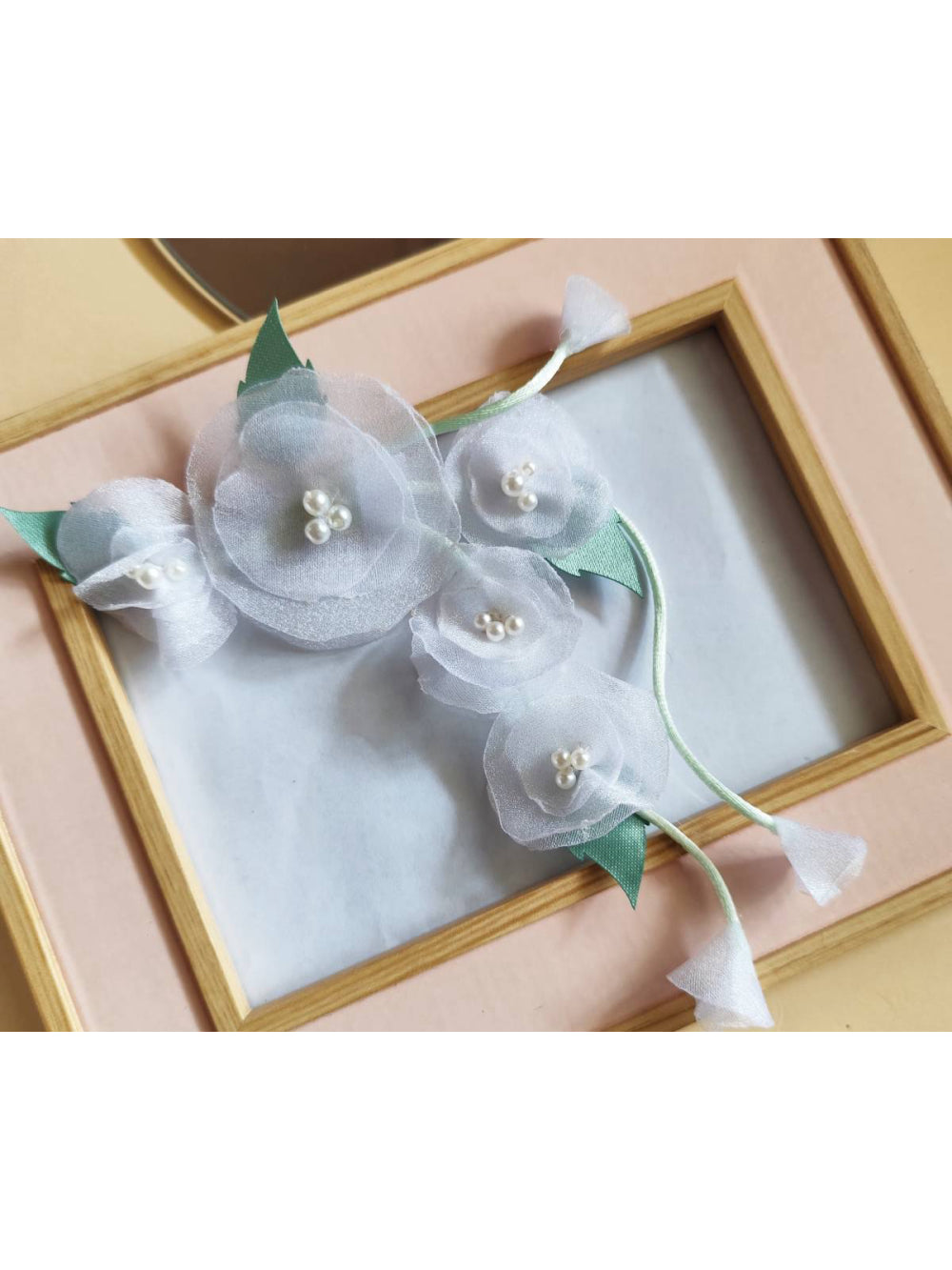 Enfeite Cacho de Flores de Organza Penteado Infantil Daminha