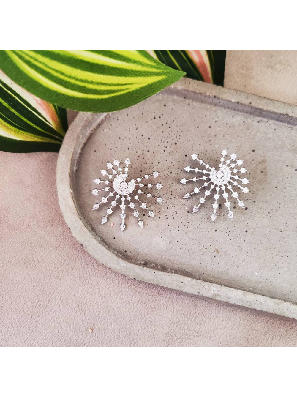 Brinco Raios de Zircônia Prata Brilho Festa Luxo Noiva