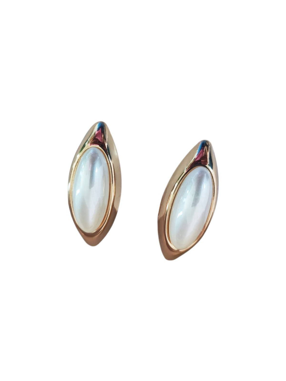 Brinco Pérola Navete Dourado Elegante Clássico Festas