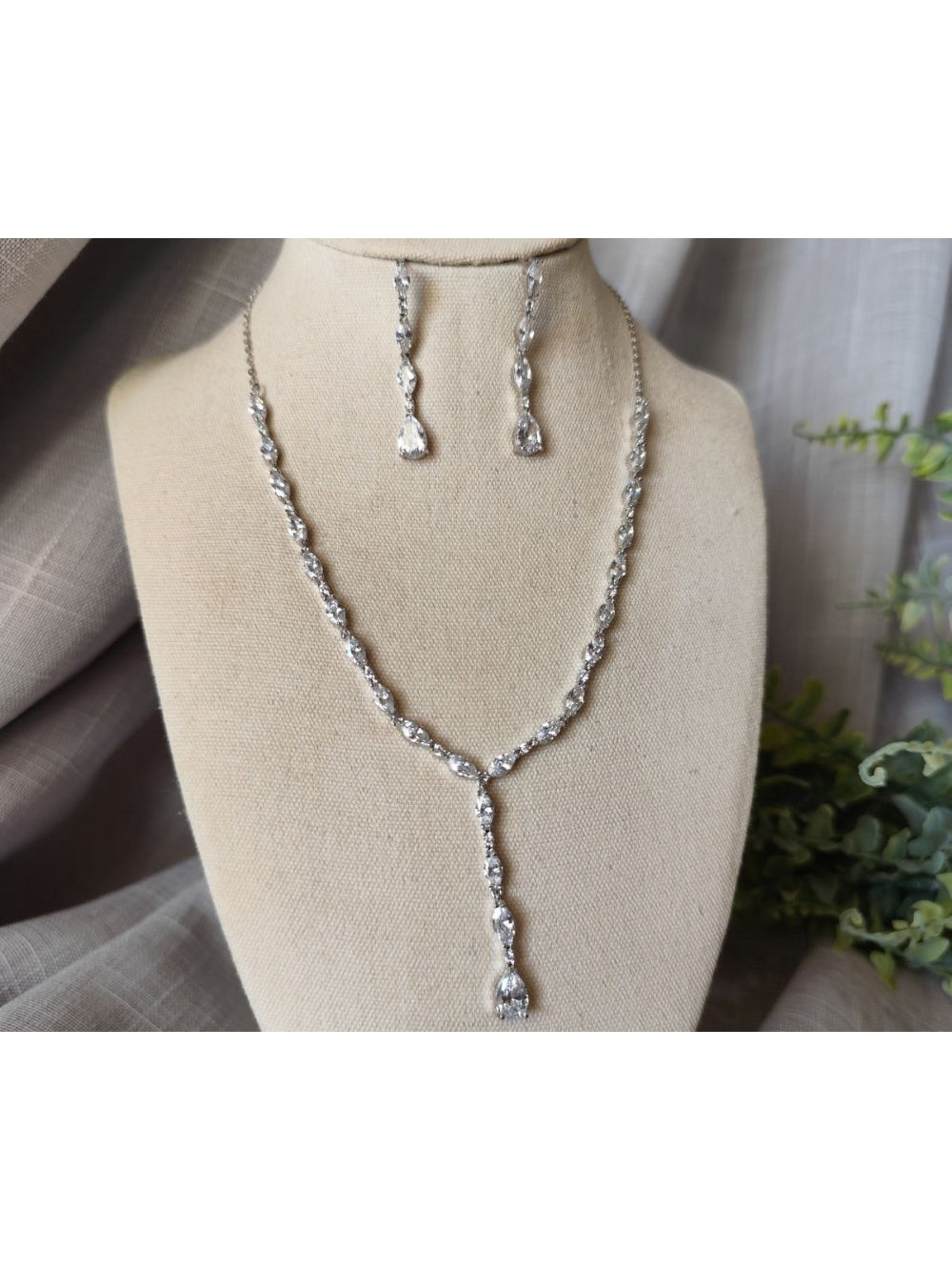 Conjunto Colar e Brinco Noiva Zircônia, Decote V, Festa e Casamento