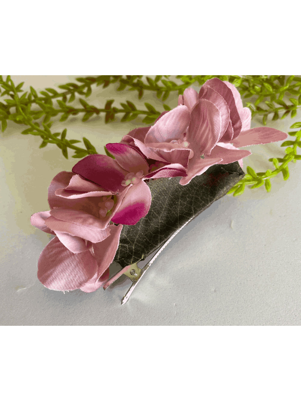Arranjo Flor de Cabelo Grinalda Lilás para Dama de Honra