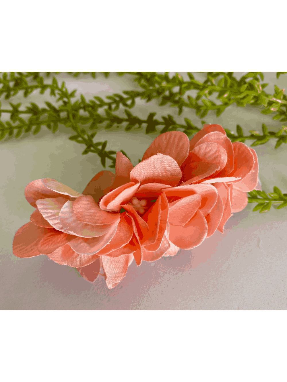 Arranjo Flor de Cabelo Grinalda Coral para Dama de Honra