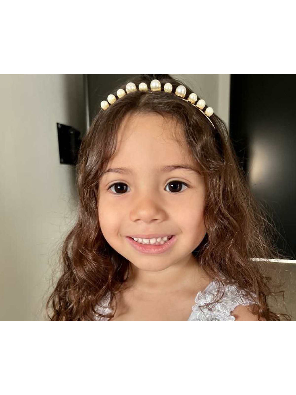 Tiara Coroa com Pérolas Delicada Semijoia Daminha