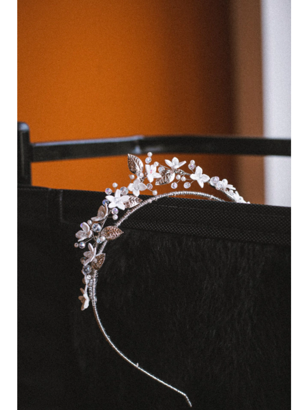 Tiara de Noiva Floral Camila Tan Tan Noivas