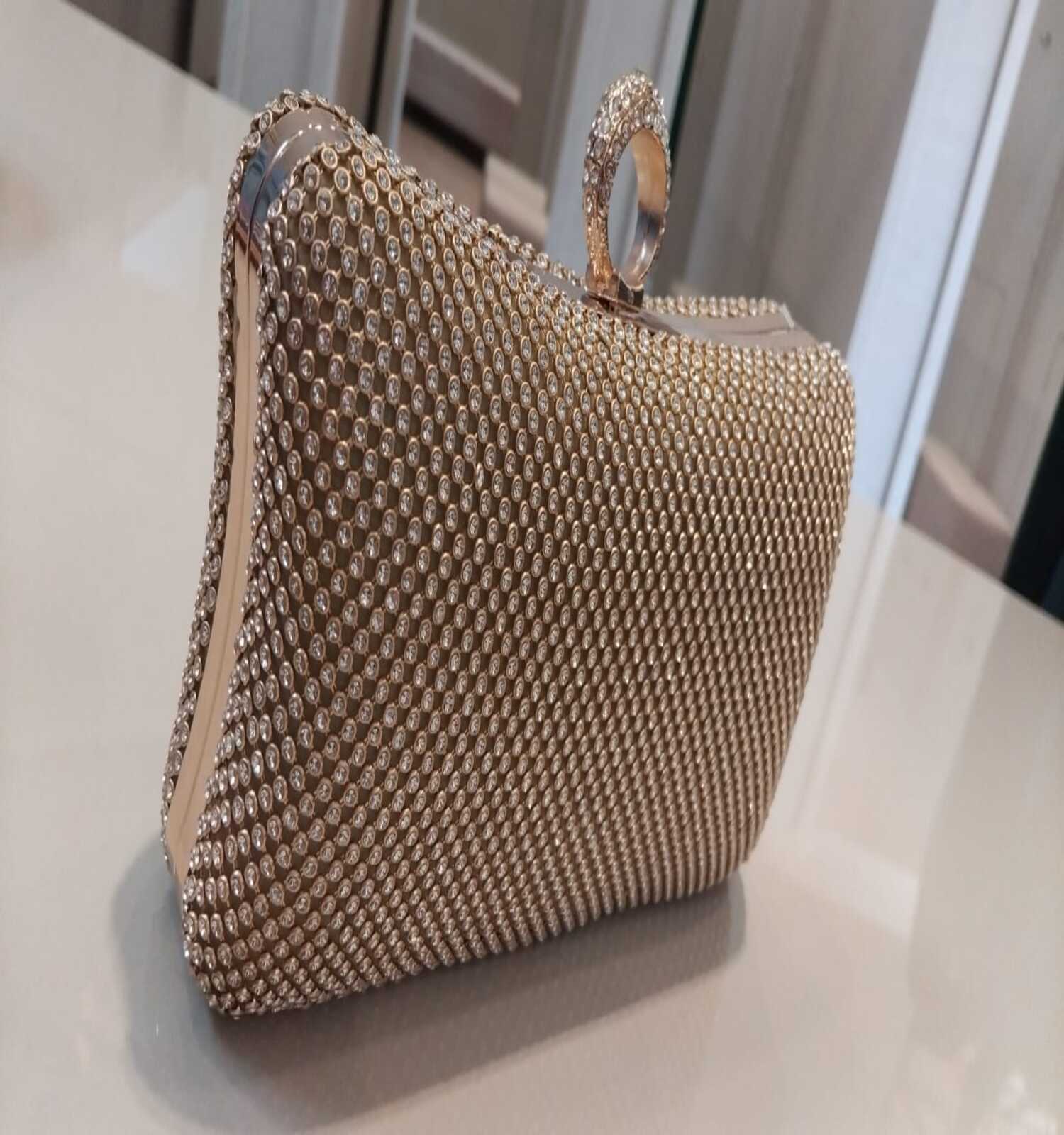 Clutch Villa Benedita
