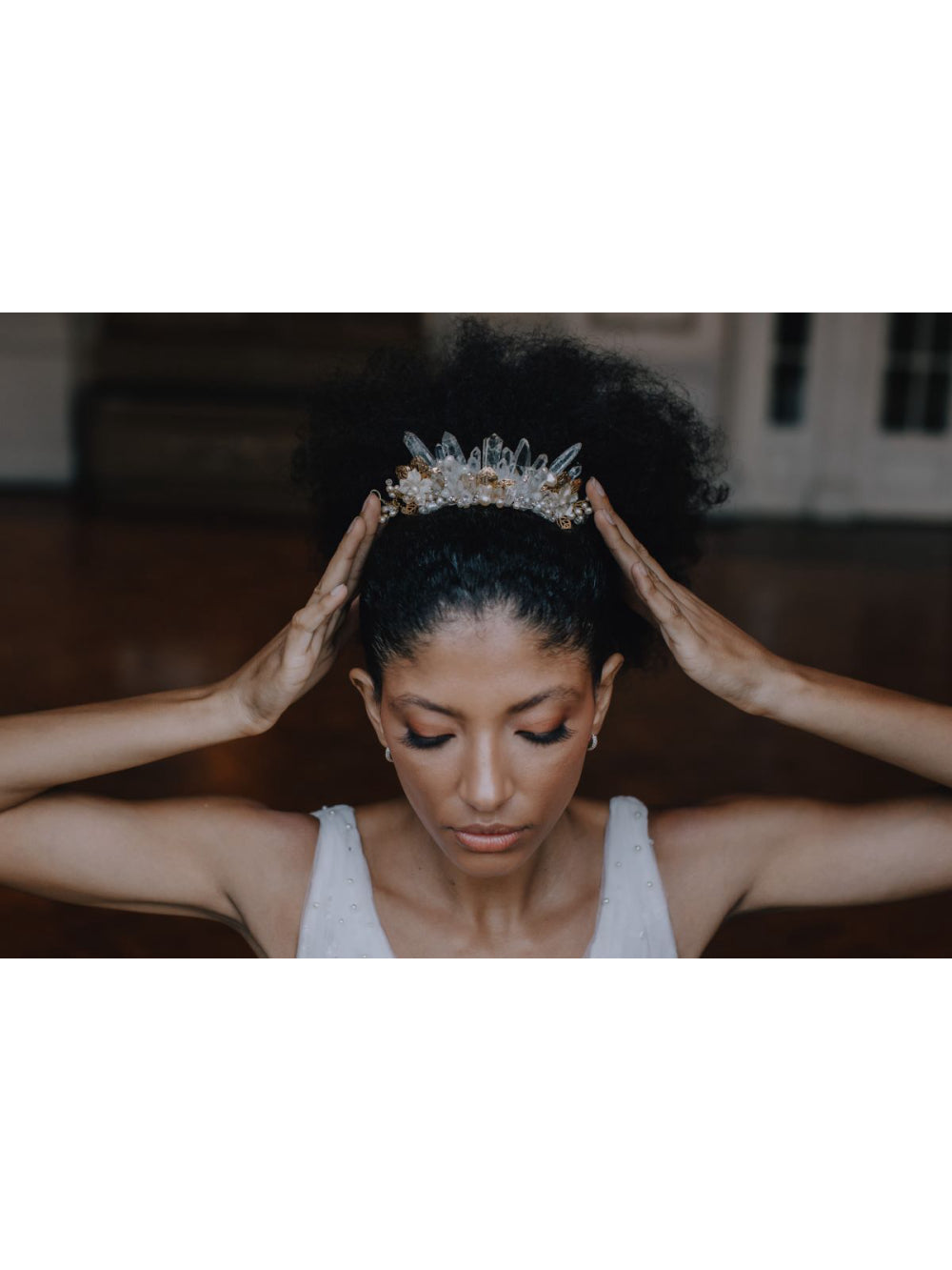 Coroa de Noiva em Cristais Fulanas de Tal