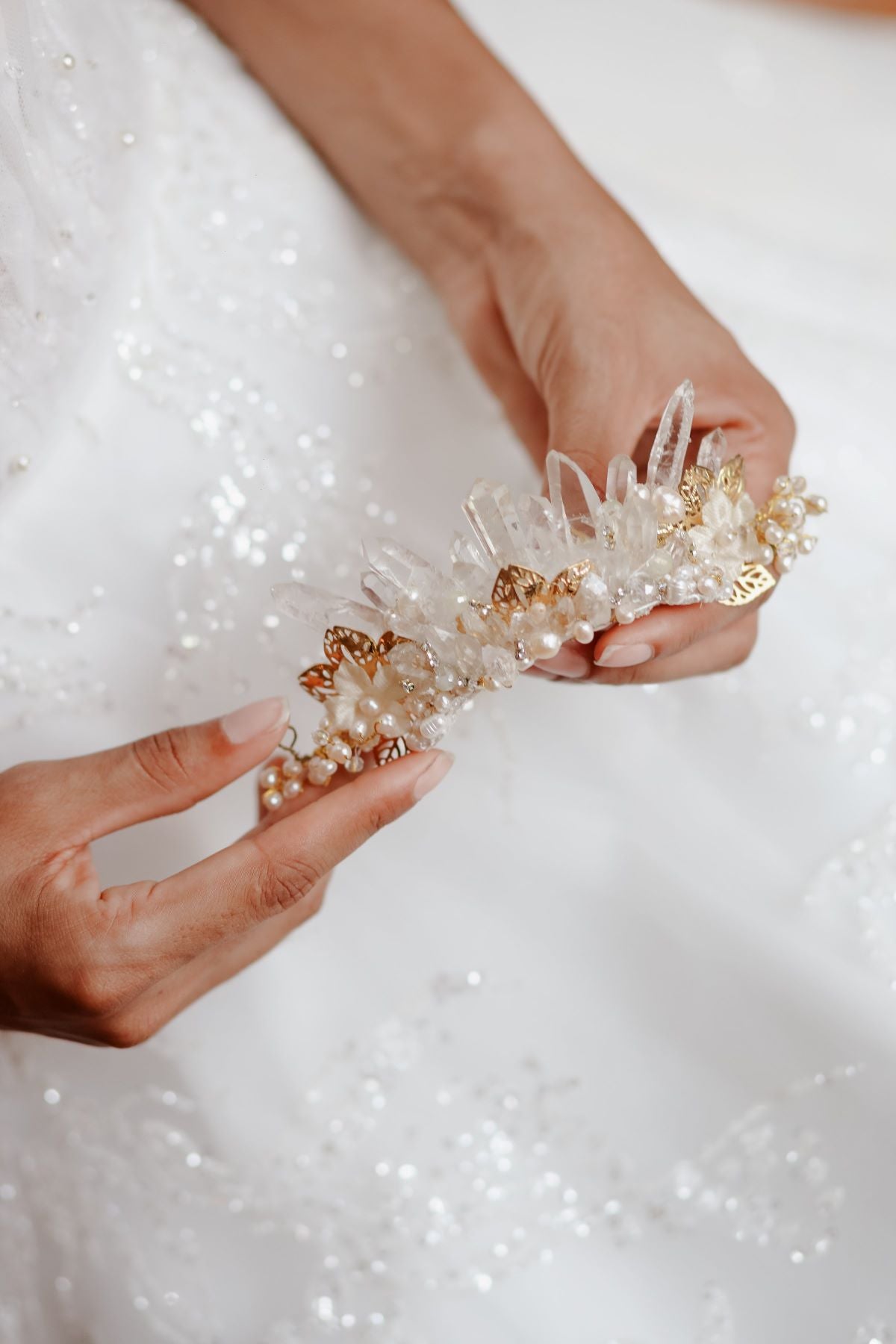 Coroa de Noiva em Cristais Fulanas de Tal