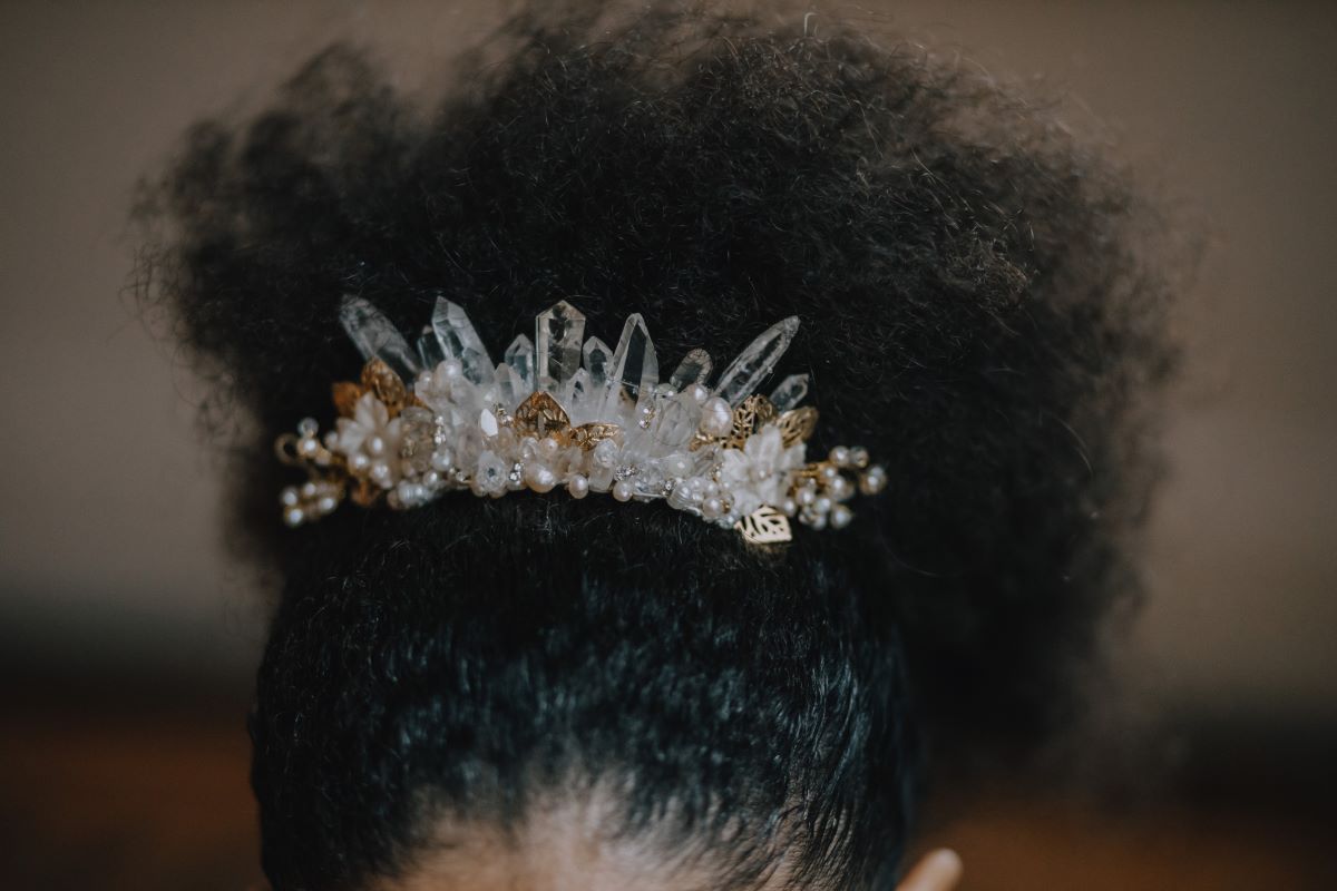 Coroa de Noiva em Cristais Fulanas de Tal