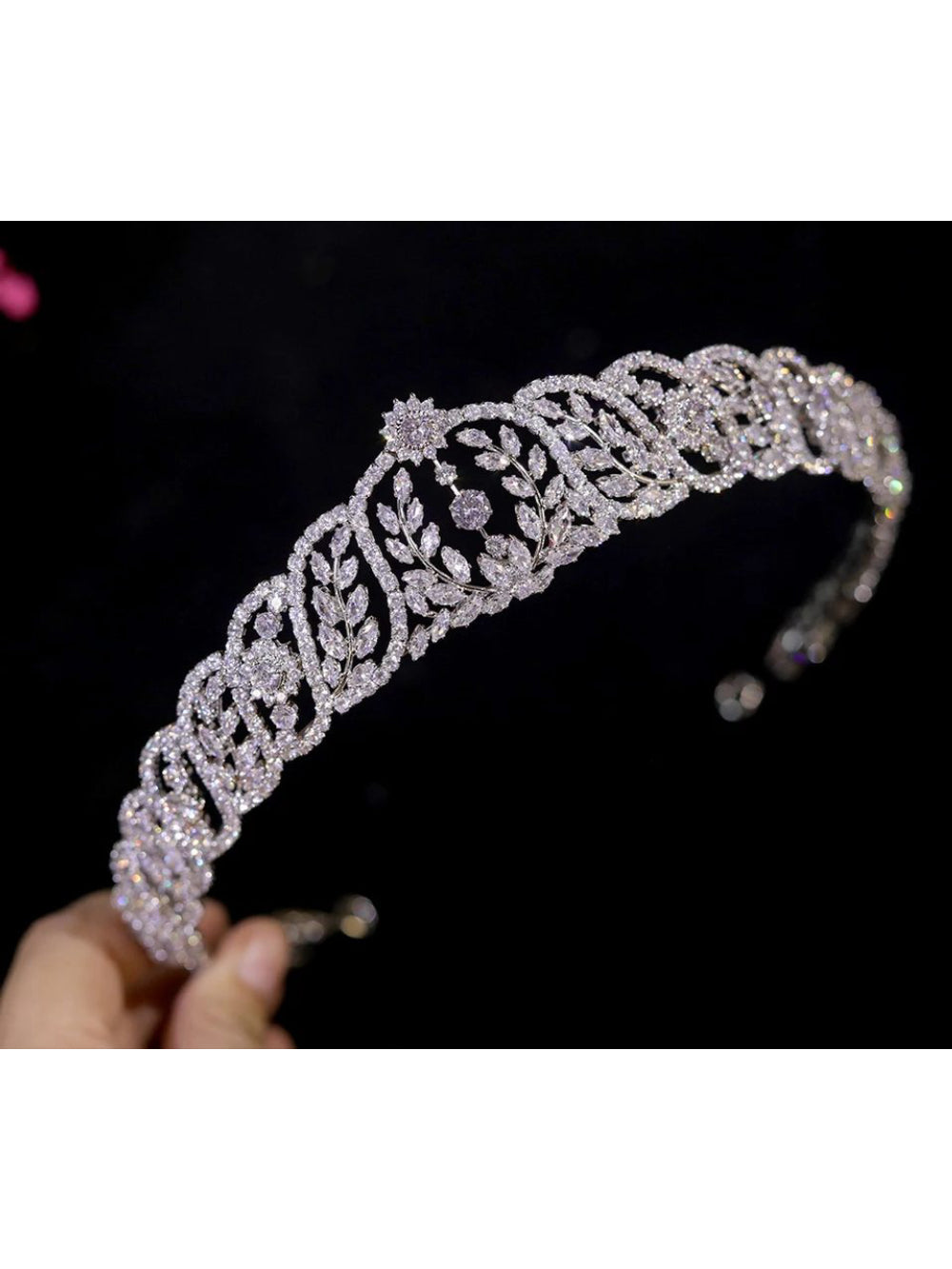 Coroa de noiva Vívian Minelli Atelier