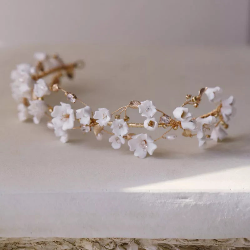 Tiara de noiva floral Inácia Minelli Atelier