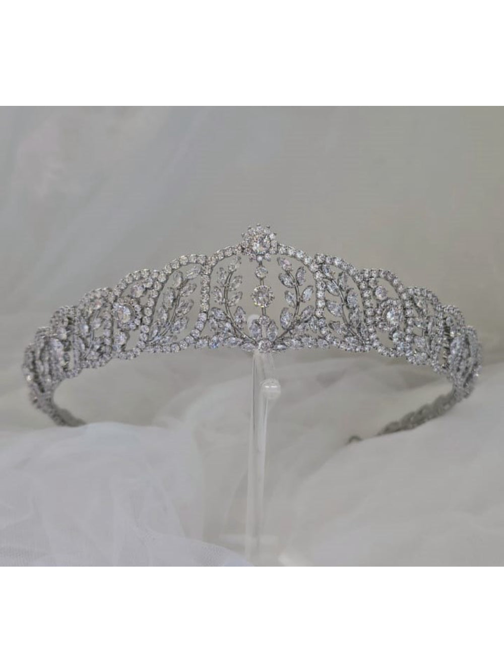 Coroa de noiva Vívian Minelli Atelier