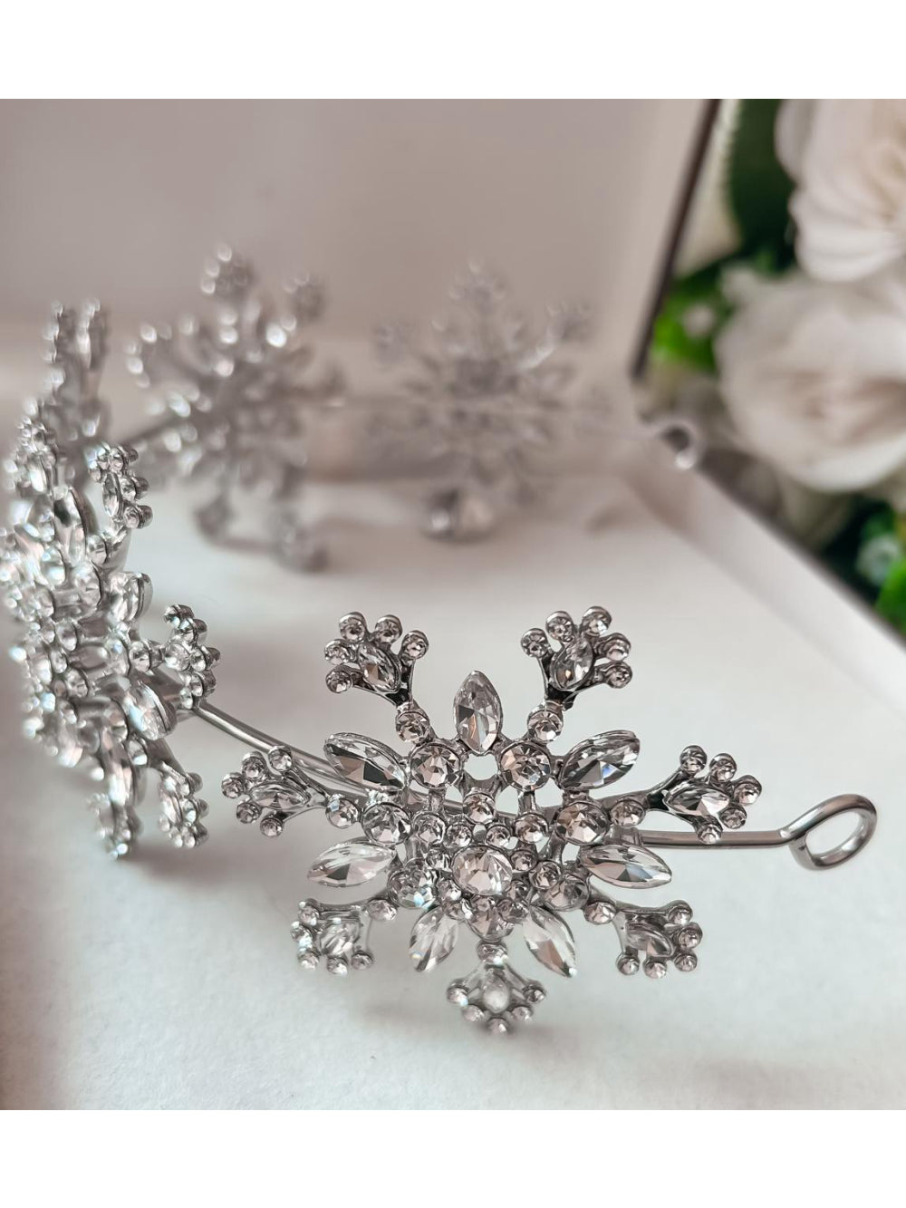 Tiara de Noiva Floral Camélia Bride Boutique