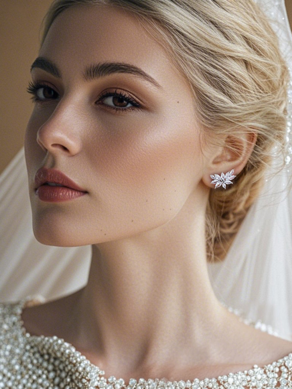 Brinco Ear Cuff Noiva e Festa Folhas de Zircônia Bride Boutique