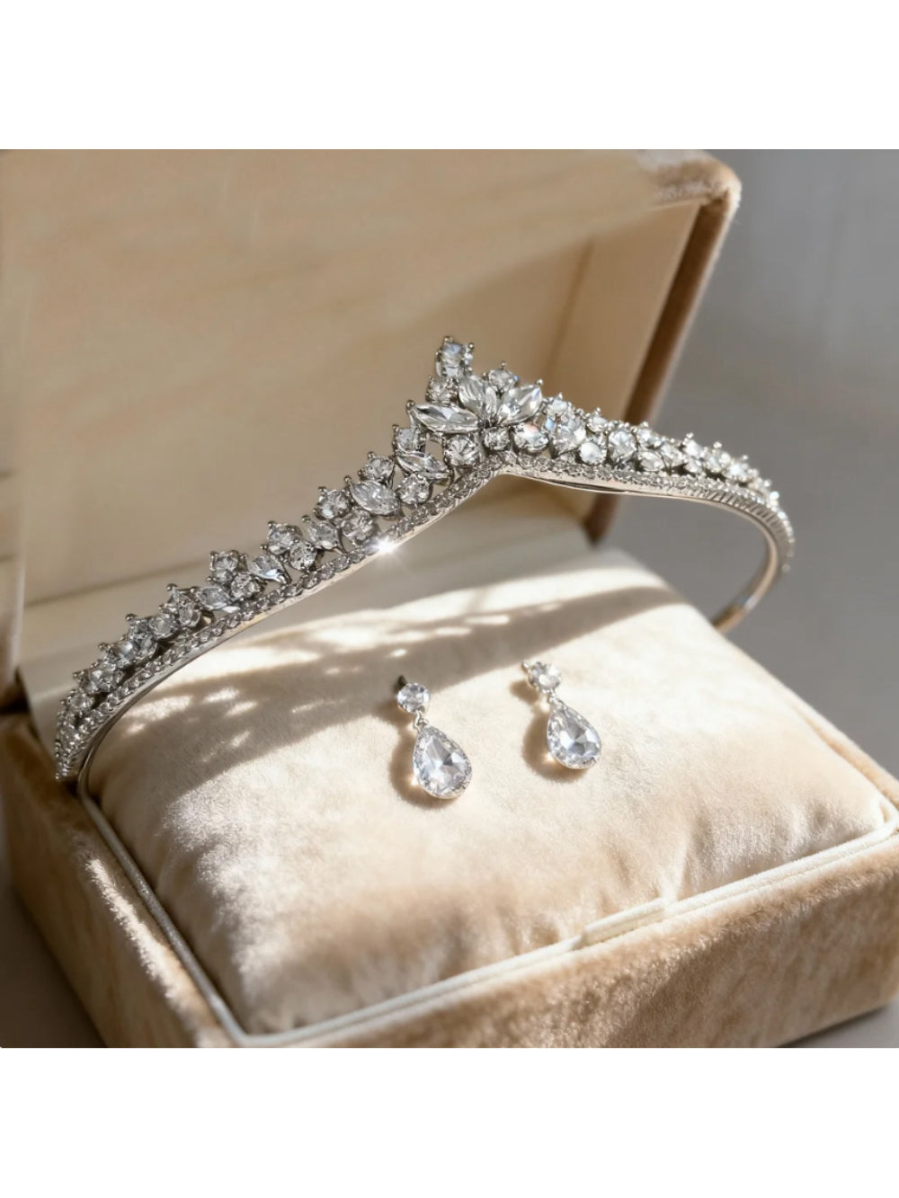 Tiara de Noiva Zircônia Charlotte Bride Boutique