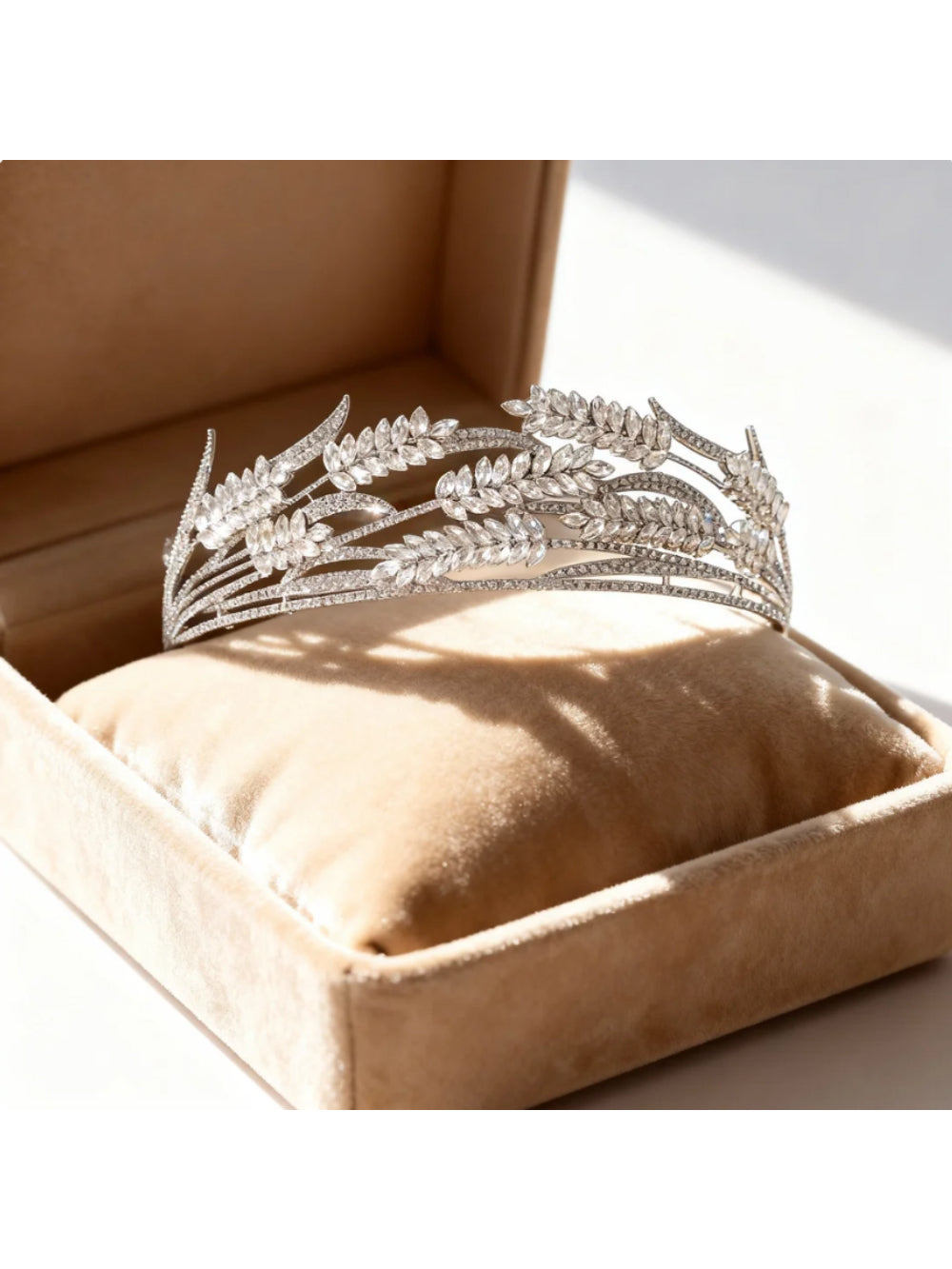 Coroa de Noiva Avalon Bride Boutique