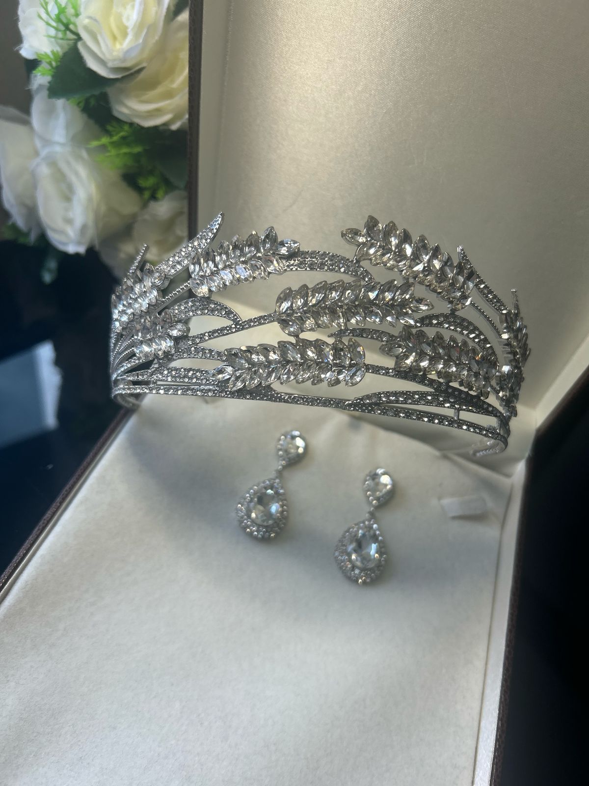 Coroa de Noiva Avalon Bride Boutique