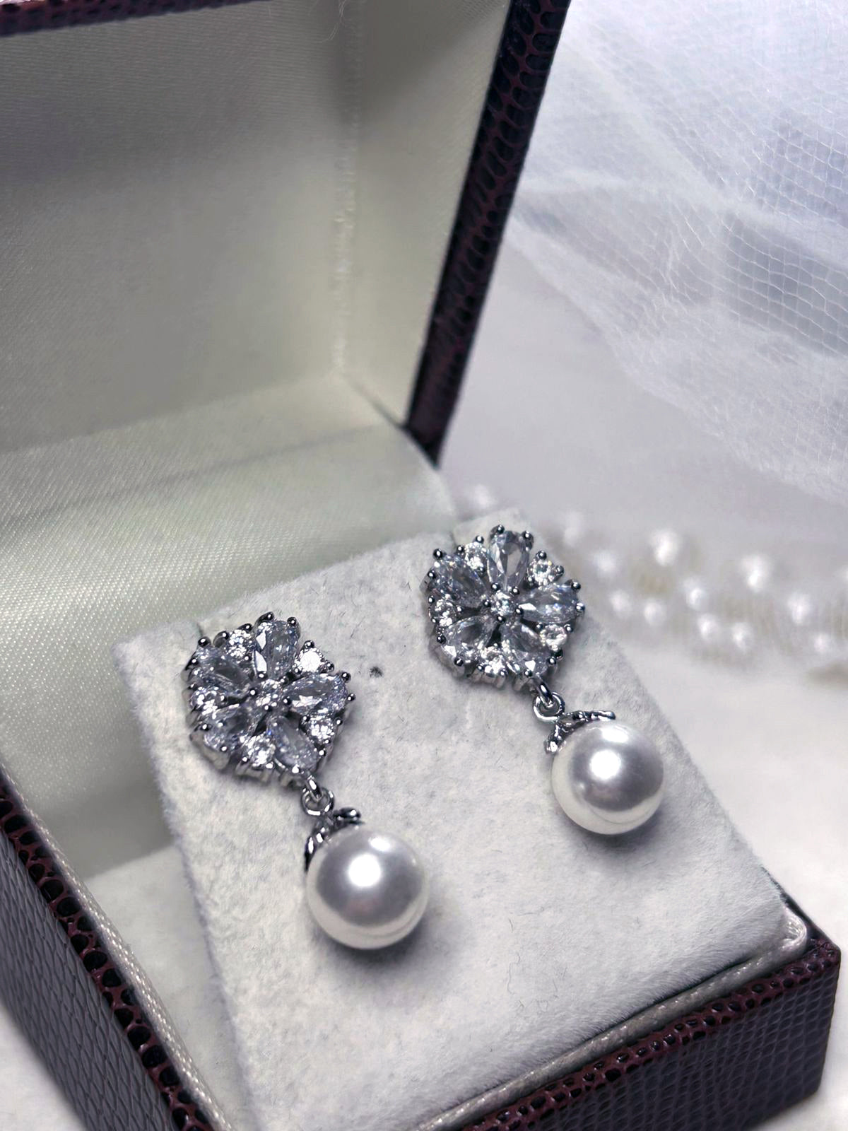 Brinco de Noiva Gota de Perola e Zircônia Maressa Bride Boutique