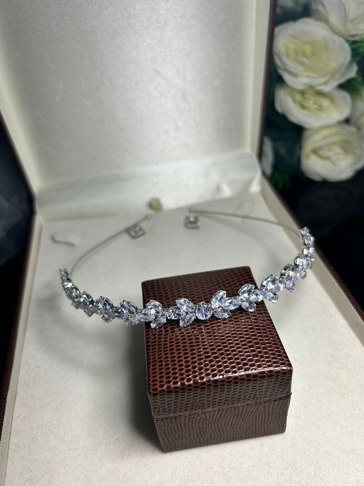 Tiara de Noiva Zircônia Maisie Bride Boutique